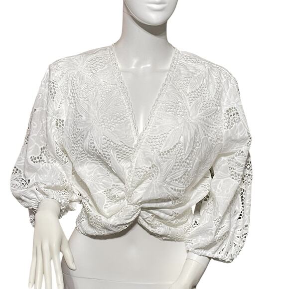 Miss Me Crochet Light Woven Cropped Top in White Size S NEW - Picture 3 of 5